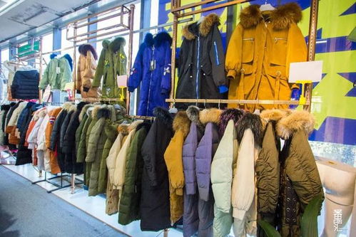 南村服裝廠限時(shí)特賣 羽絨服僅100元，過萬款秋冬裝1.5折起